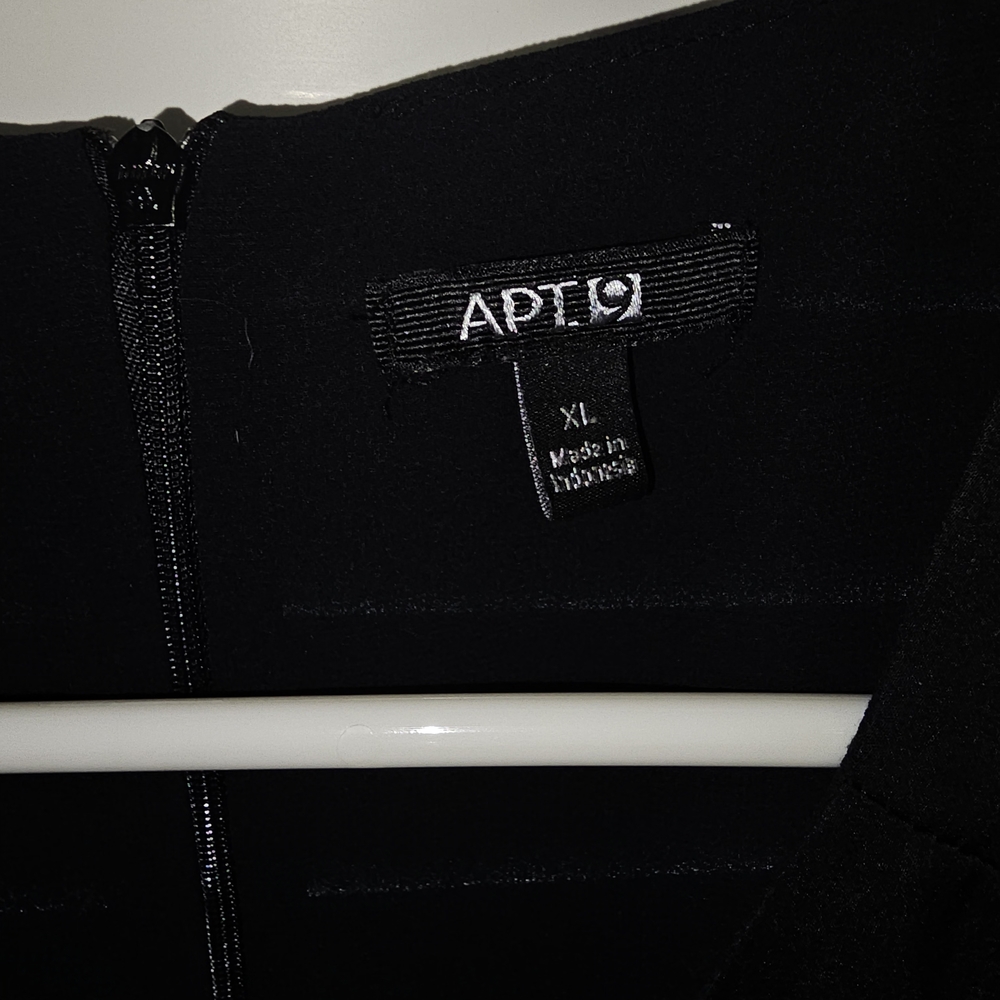 Apt. 9 Charcoal Sleeveless Notch-Neck Camisole - Picture 6 of 7